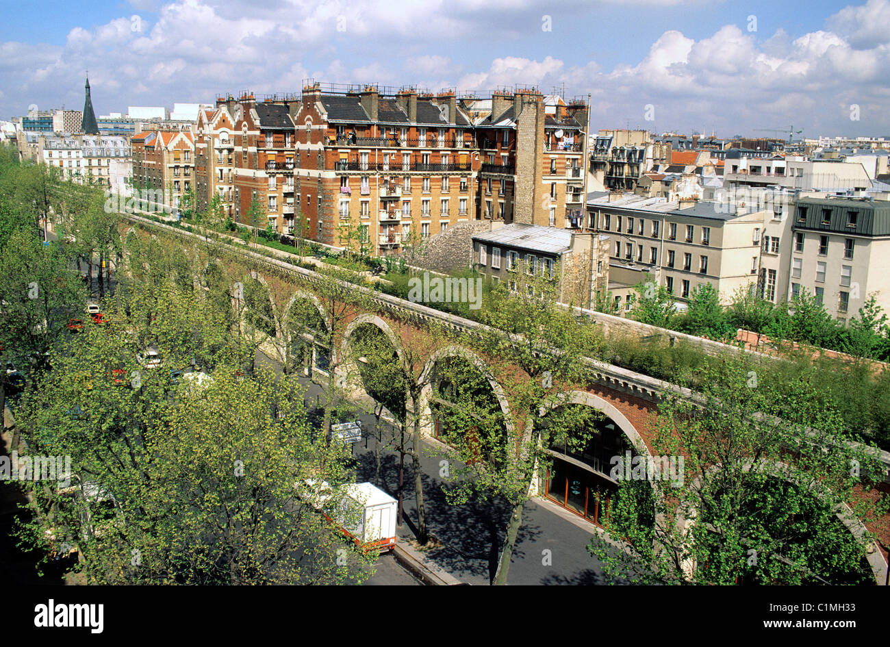 France, Paris, le Viaduc des arts, Parisian temple of arts and Crafts overlooked by the Promenade Plantee Stock Photo