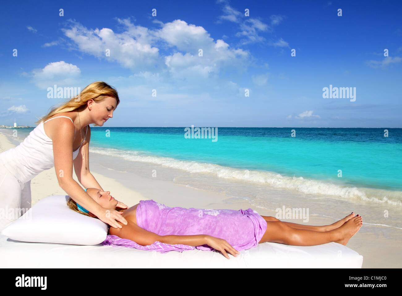 Beach Massage Stock Photos & Beach Massage Stock Images - Alamy