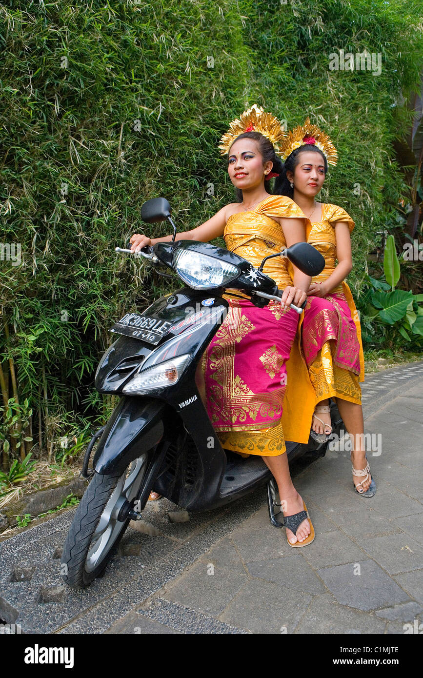Indonesia, Bali, traditional dance performed in luxury Hotel Four-seasons in Sayan near Ubud Stock Photo