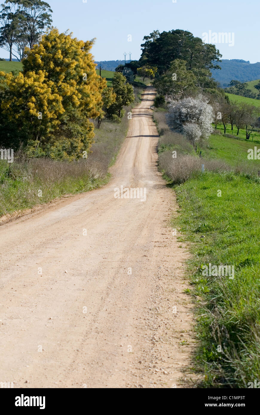 Rural roads australia hires stock photography and images Alamy