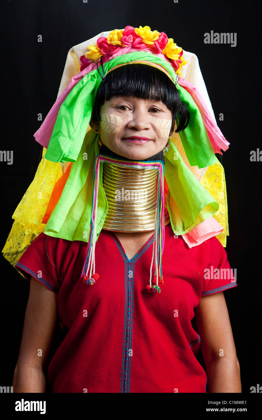 Karen Long Neck village woman, Huay Pu Keng, Mae Hong Son, Thailand