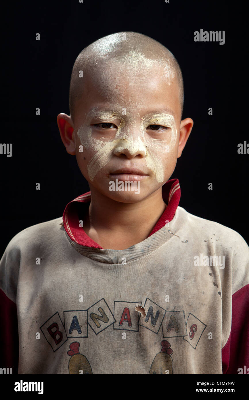 Karen Hill Tribes refugee village boy, Huay Pu Keng, Mae Hong Son, Thailand Stock Photo