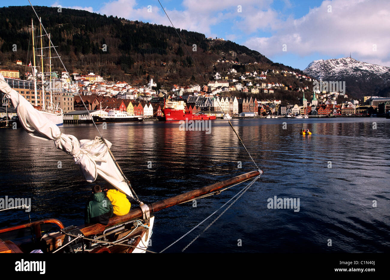 Norway West Fjords region Bergen the Wagen (harbour) old town of Bryggen listed as World Heritage by UNESCO Torget & hills at Stock Photo
