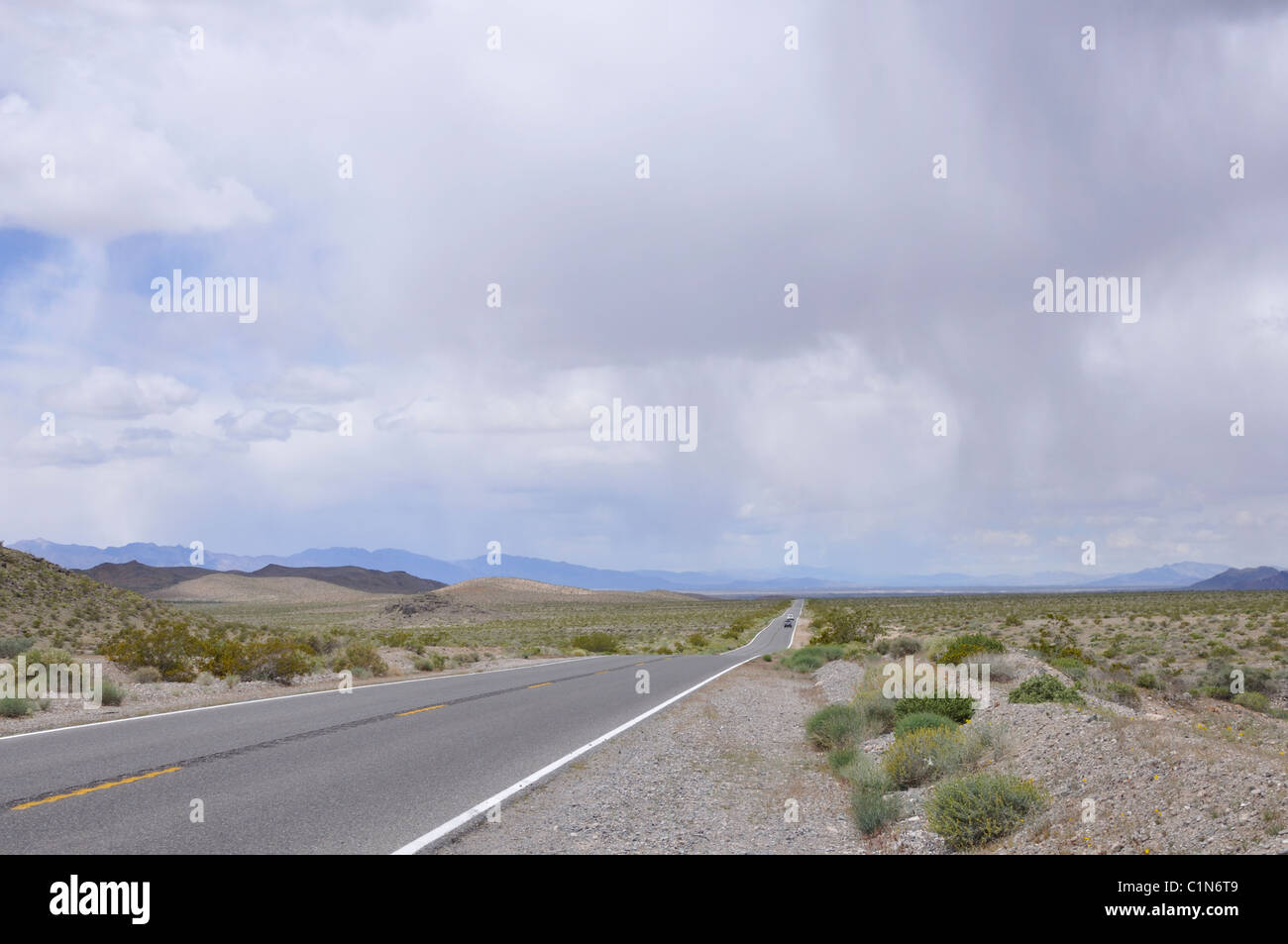 Rain in the death valley hi-res stock photography and images - Alamy