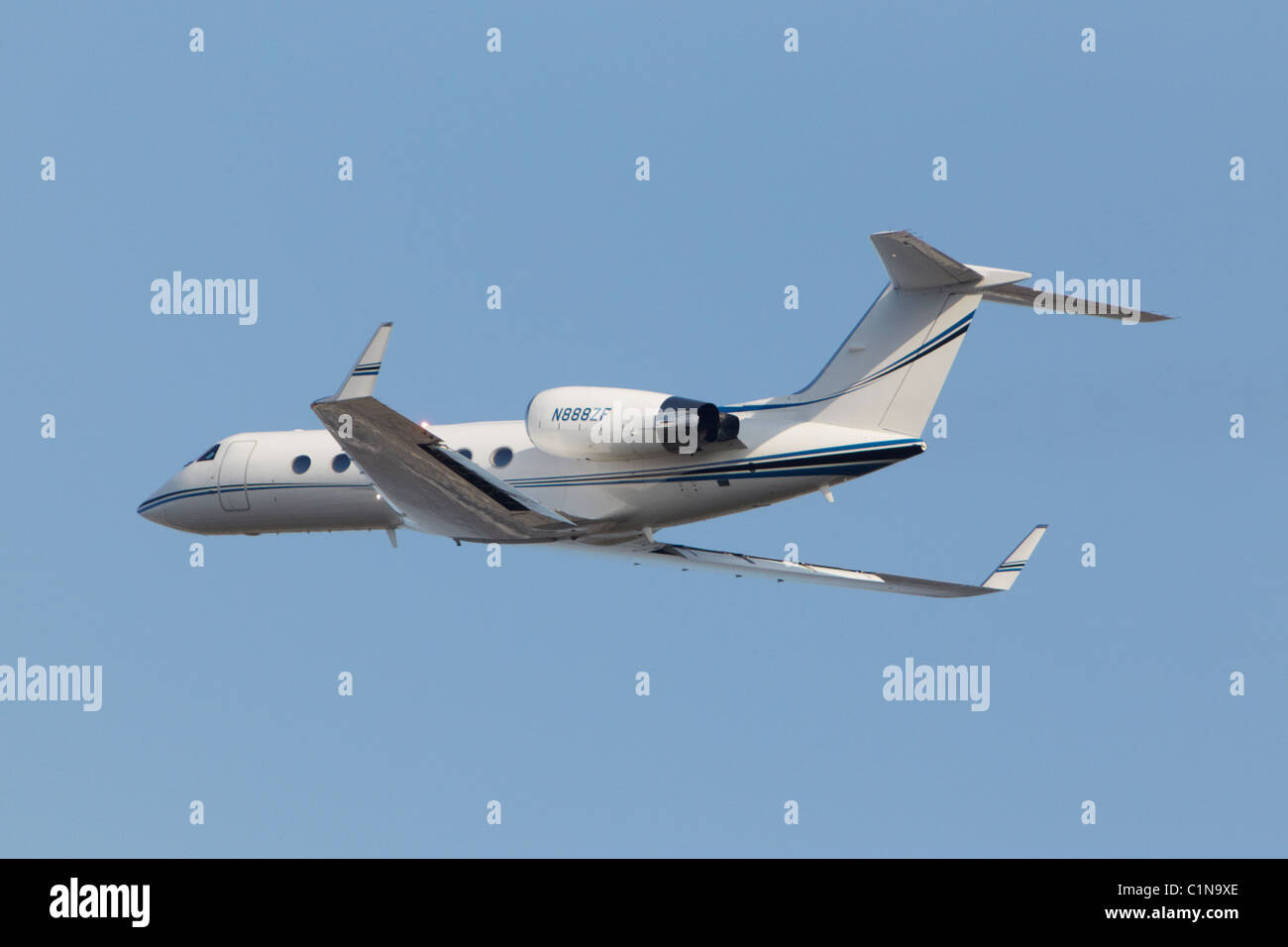 Gulfstream G450 High Resolution Stock Photography and Images - Alamy