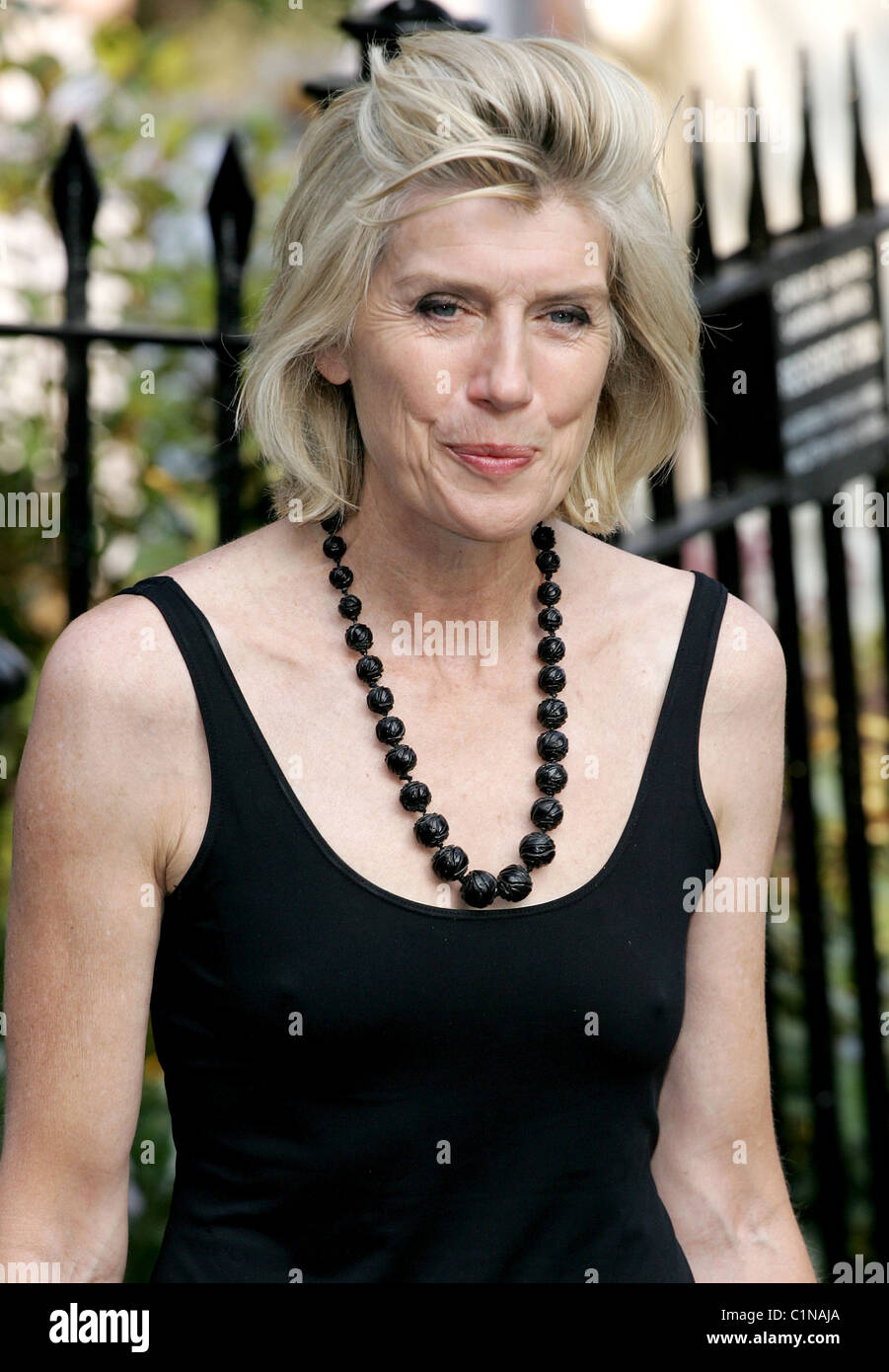 Selina Scott at Sir David Frost's annual summer garden party in Chelsea London, England - 02.07.09 Stock Photo