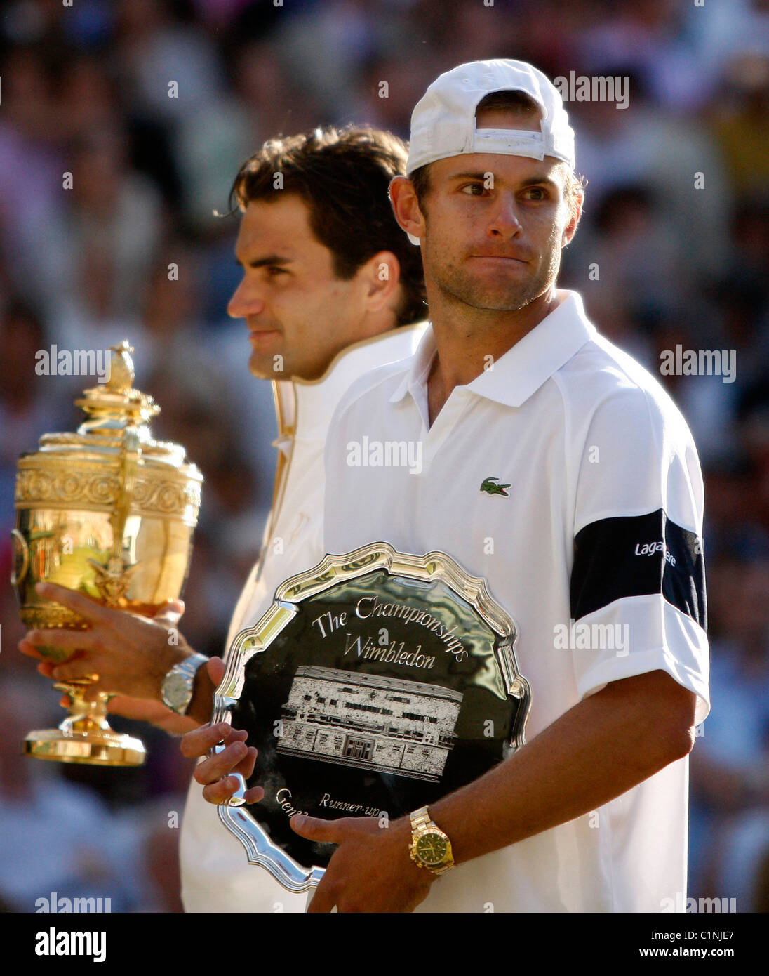 Roger Federer and Andy Roddick 2009 Wimbledon Tennis Championships - Men's  Single Final London, England - 05.07.09 Stock Photo - Alamy
