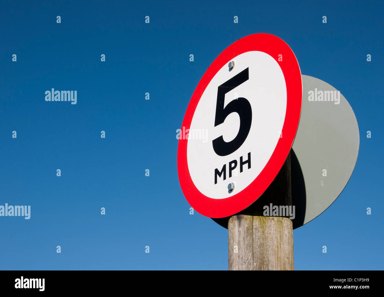 Speed sign 5 mph Norfolk broads Stock Photo