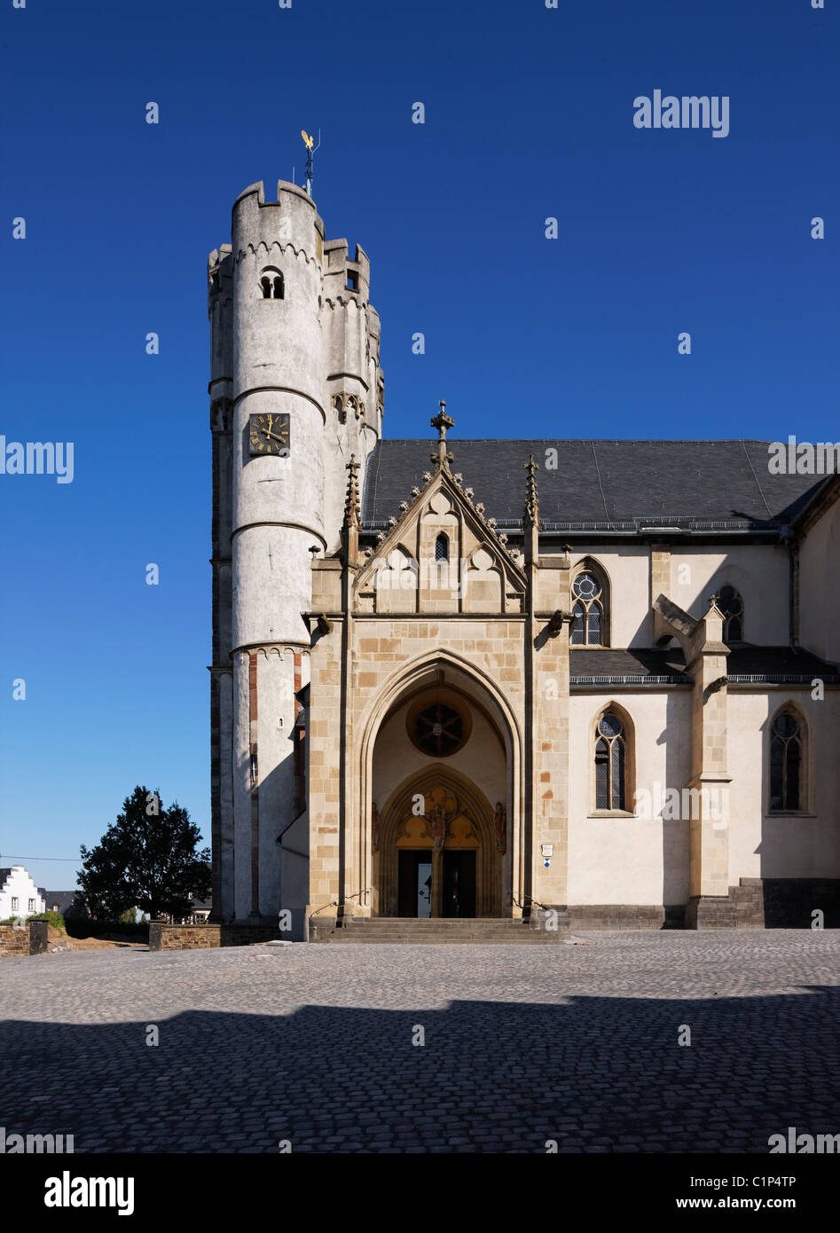 Münstermaifeld, Stiftskirche St. Martin und St. Severus Stock Photo