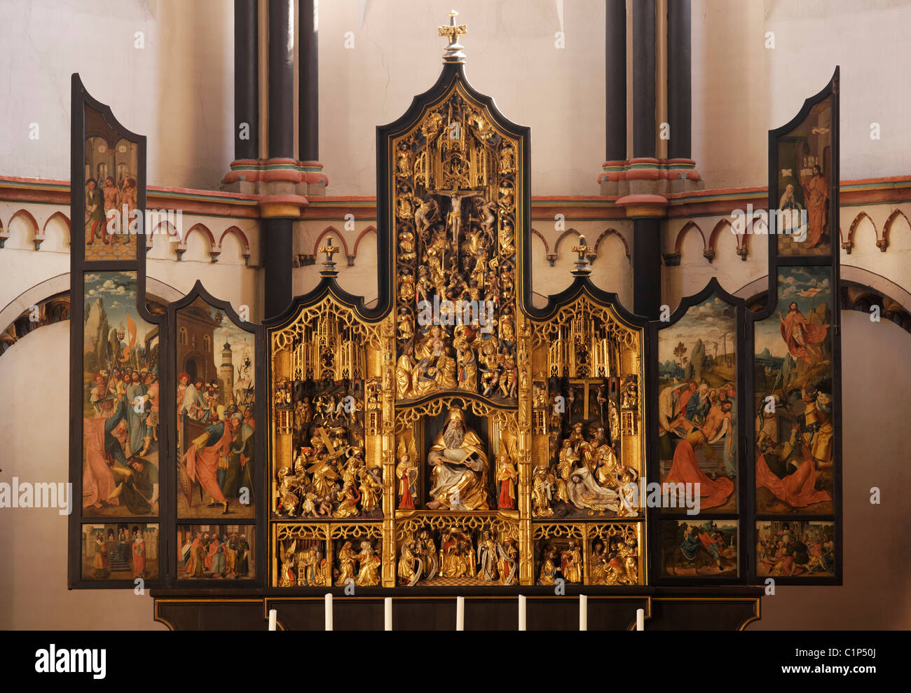 Münstermaifeld, Stiftskirche St. Martin und St. Severus Stock Photo Alamy