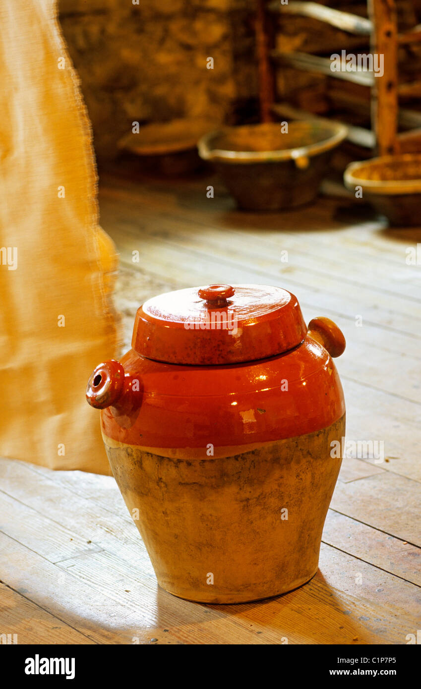 France, Drome, Cliousclat, Musee Histoires de poteries (Museum of the Pottery History), earthenware pot, compulsory mention Stock Photo