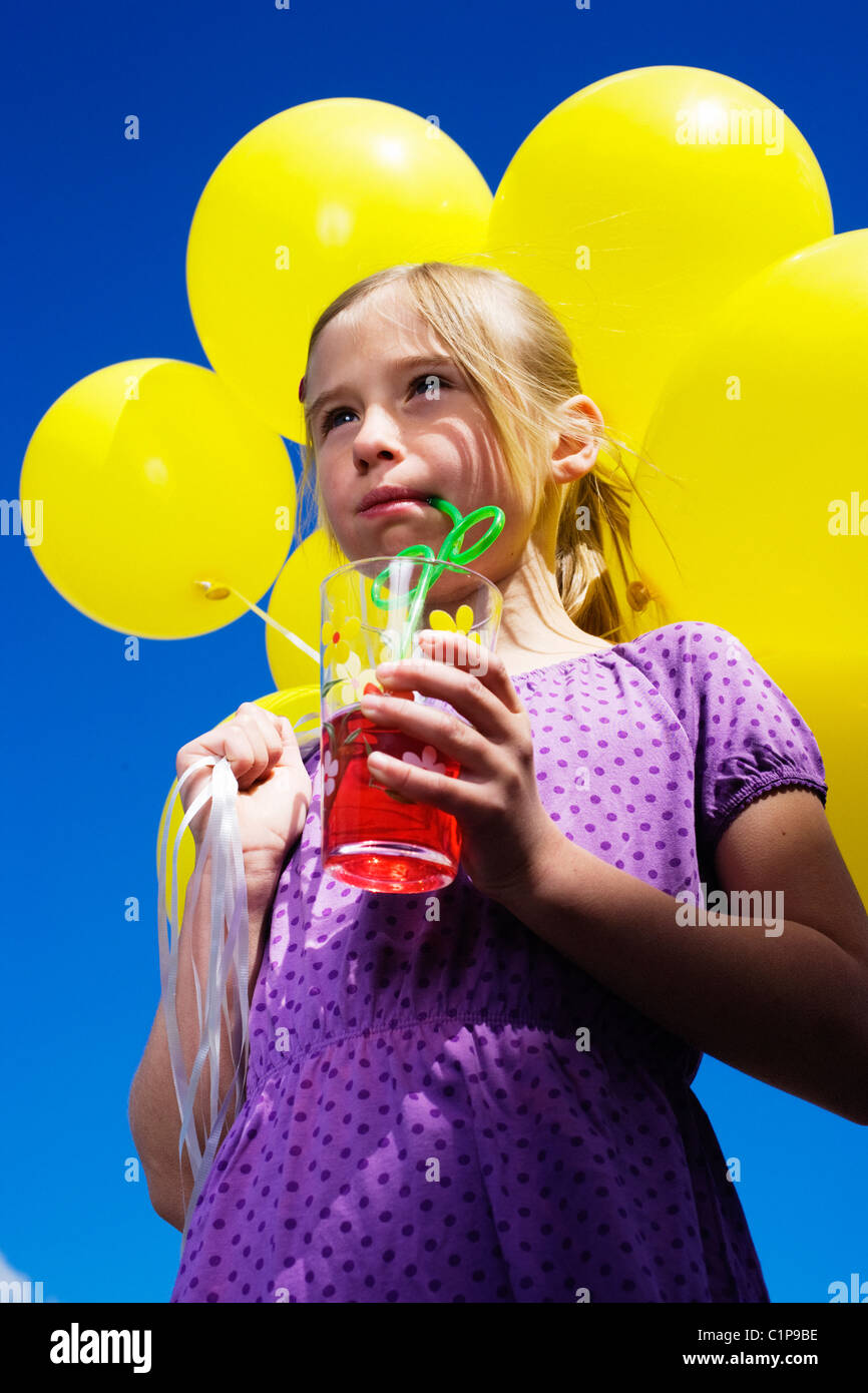 Holdings balloons hi-res stock photography and images - Alamy