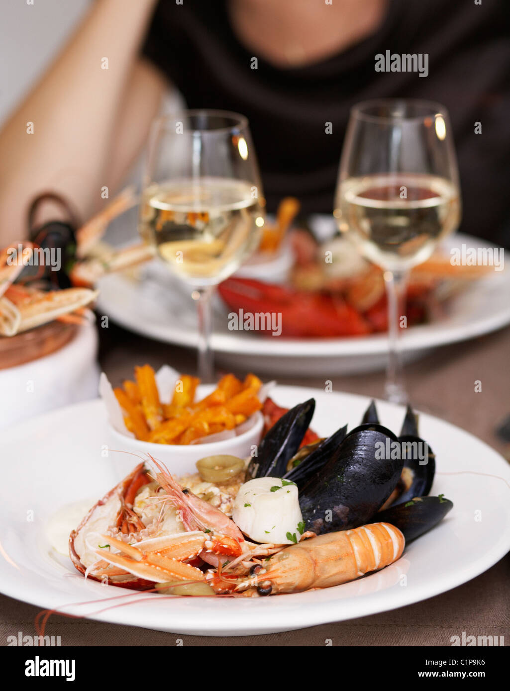 Inside mussel shell hi-res stock photography and images - Alamy