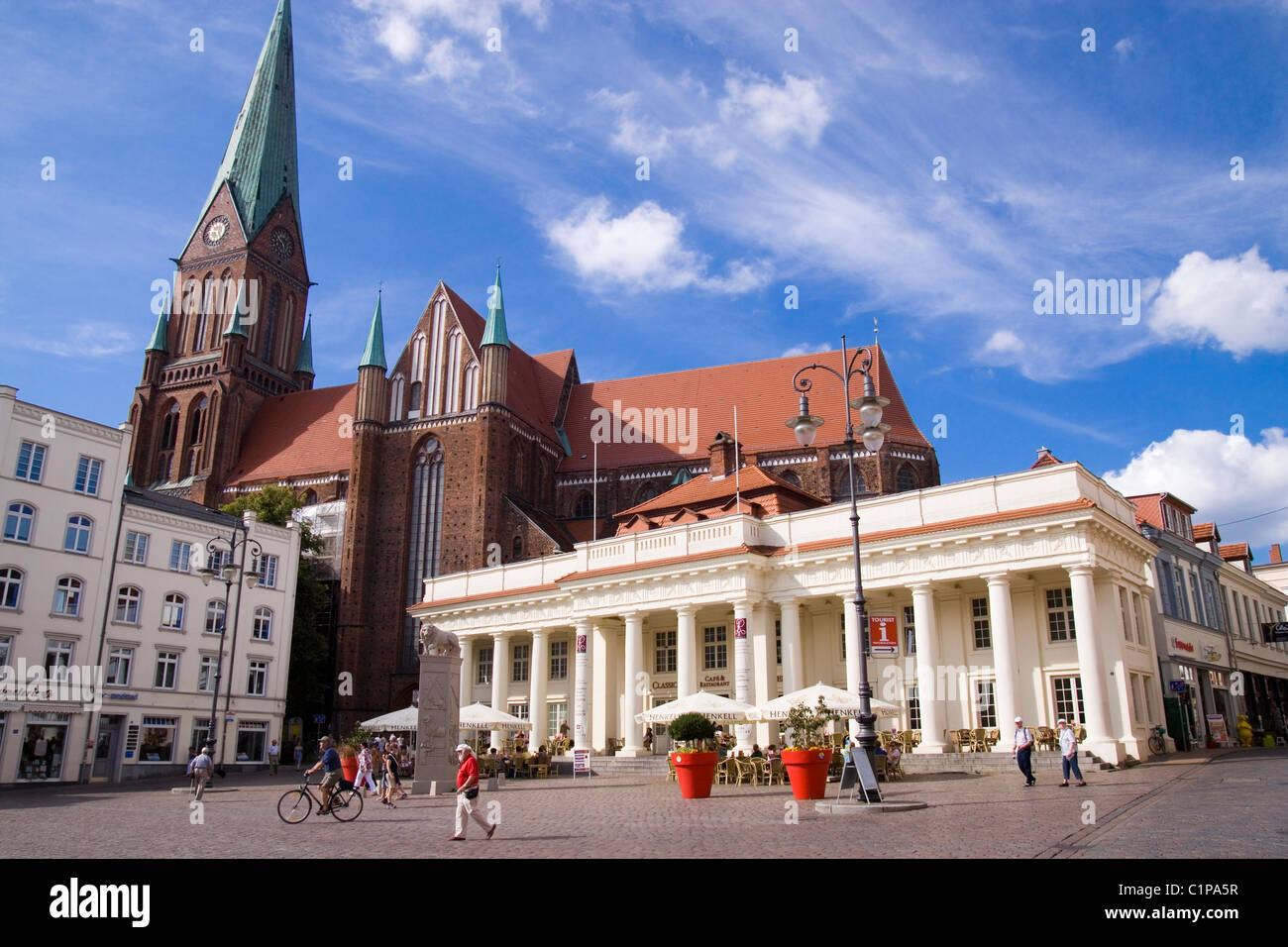 Germany, Schwerin, Neue Gebaude, cathedral and Town Hall overlooking square Stock Photo
