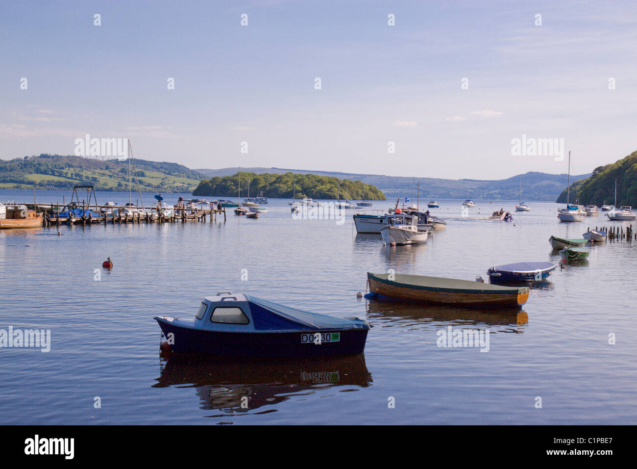 Scotland, Loch Lomond, Balmaha, boats in harbour Stock Photo
