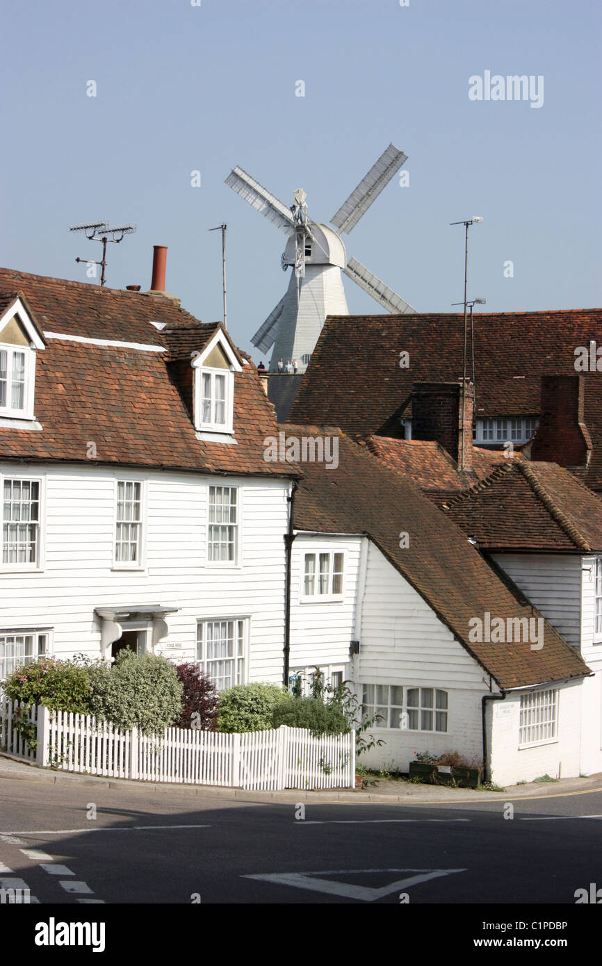 Clapboard house uk hires stock photography and images Alamy