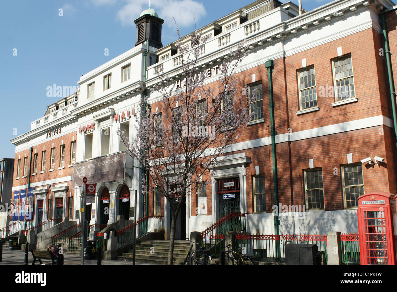 Boxing york hall hires stock photography and images Alamy