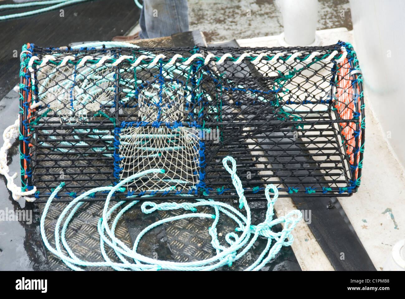 Lobster trap hi-res stock photography and images - Alamy