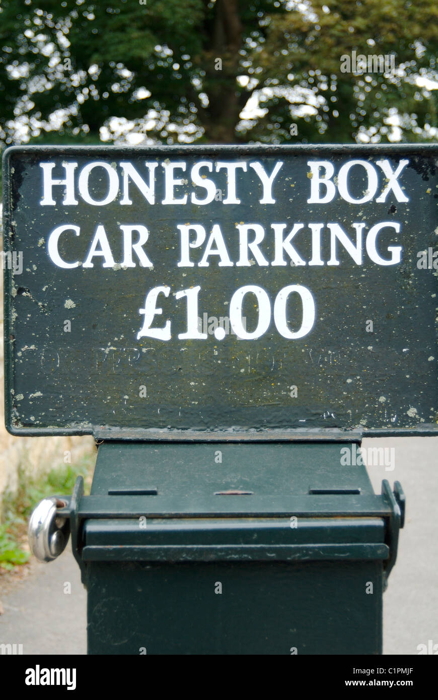 Honesty box sign hires stock photography and images Alamy