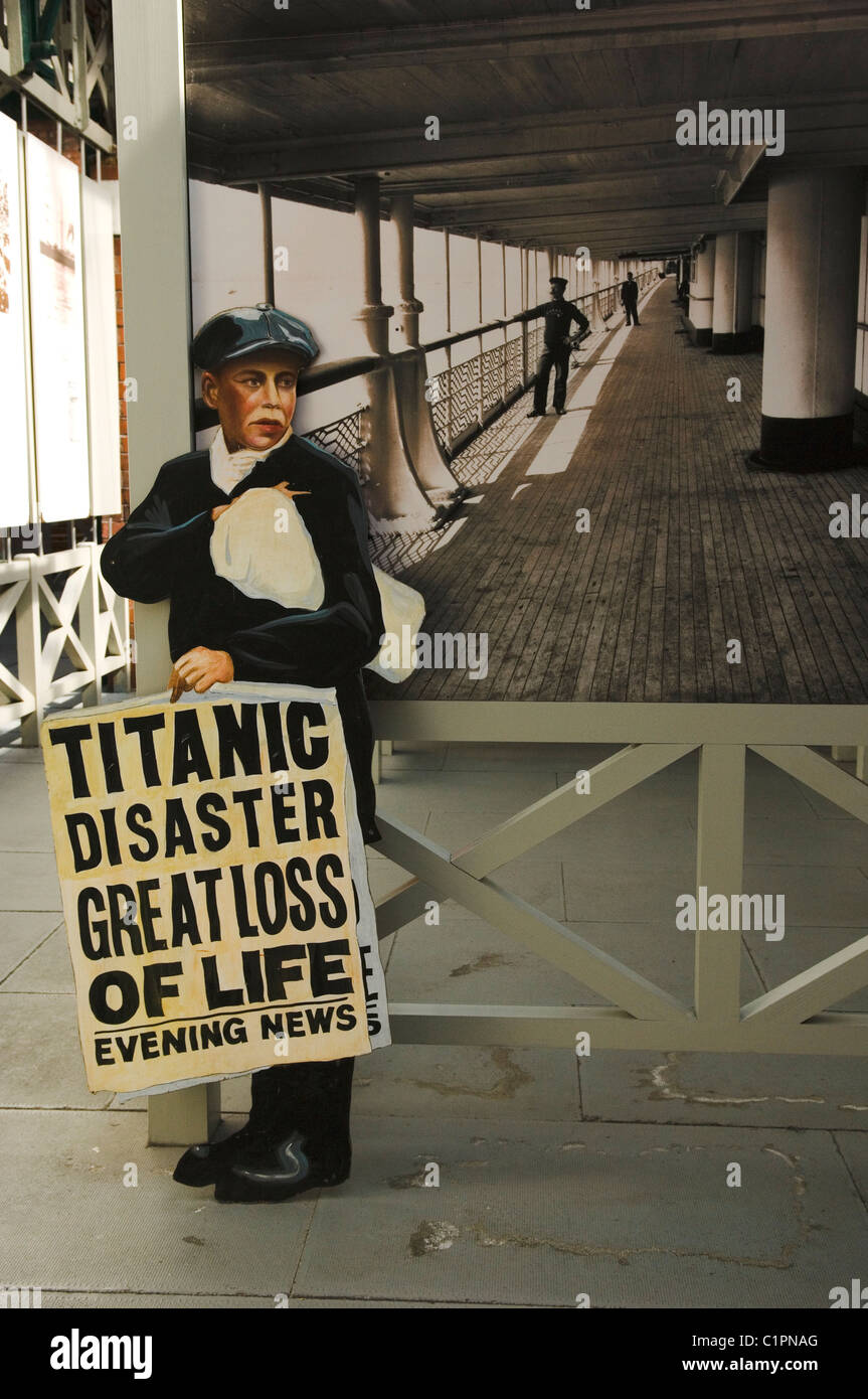 Republic of Ireland, Newspaper Boy, Titanic Disaster, Cobh Stock Photo