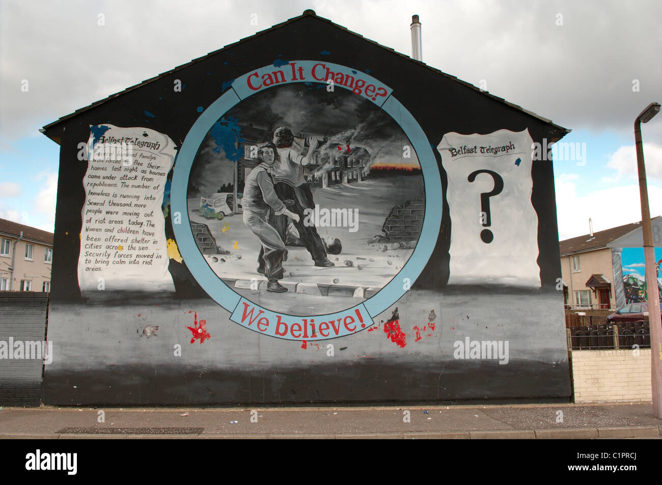 Northern Ireland, Belfast, political mural on wall Stock Photo Alamy