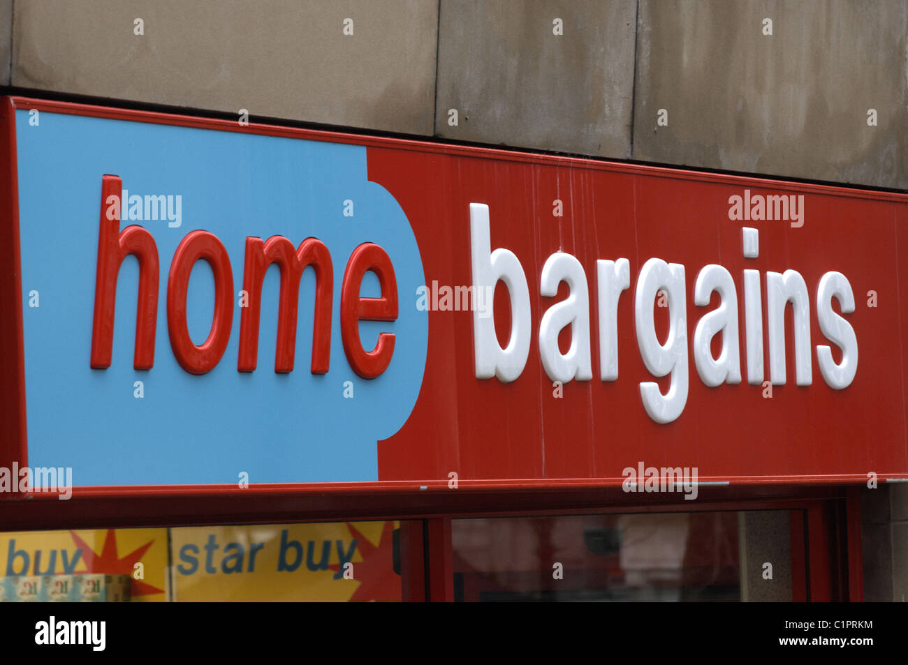 home bargains shop sign Stock Photo