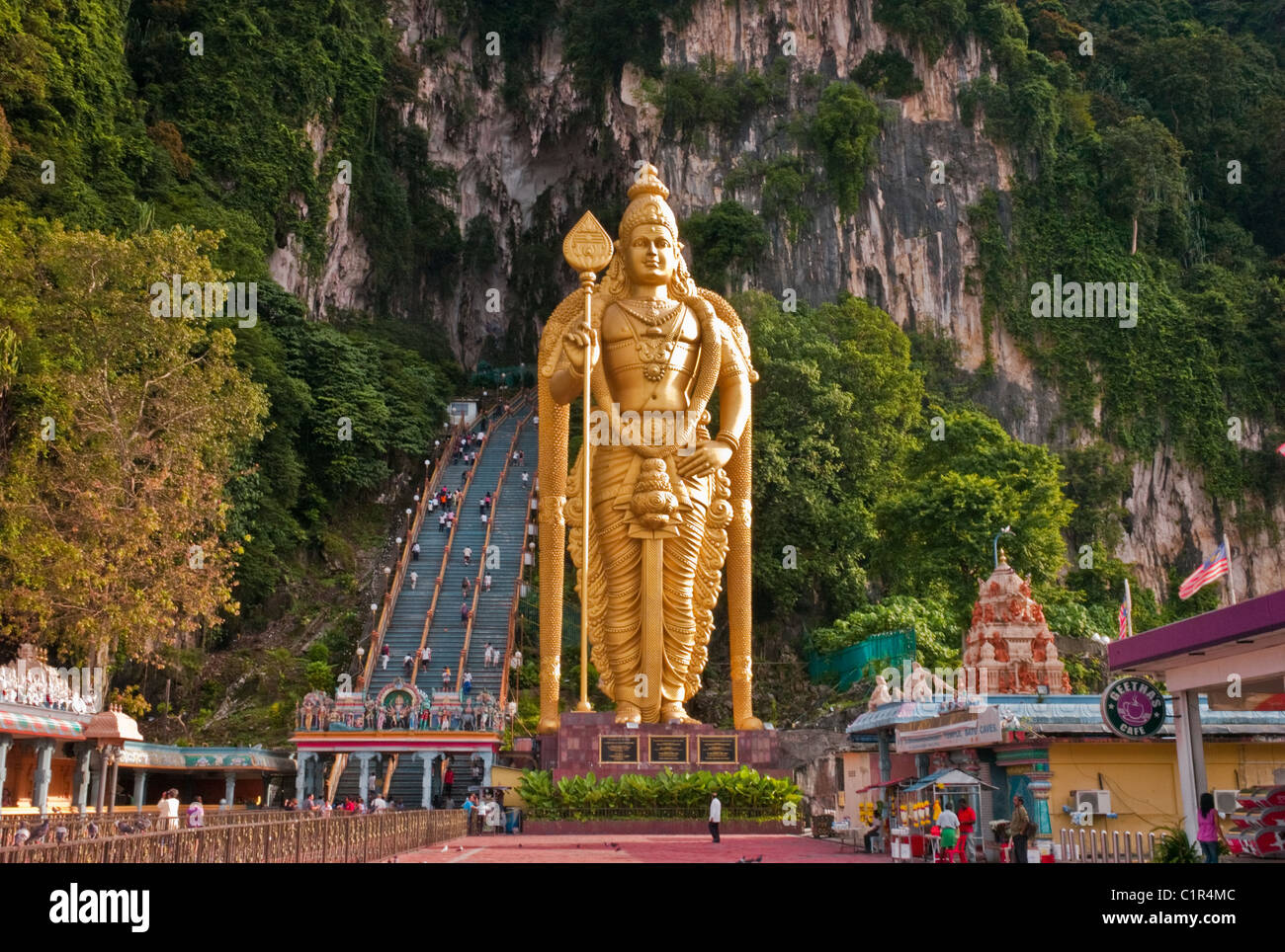 File A Hindu Temple In Kuala Lumpur Malaysia Jpg Wikimedia Commons