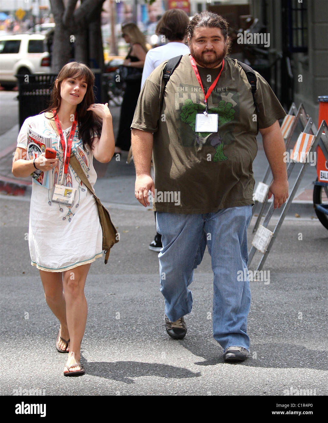 Garcia and girlfriend Bethany Leigh Shady walking to ComicCon