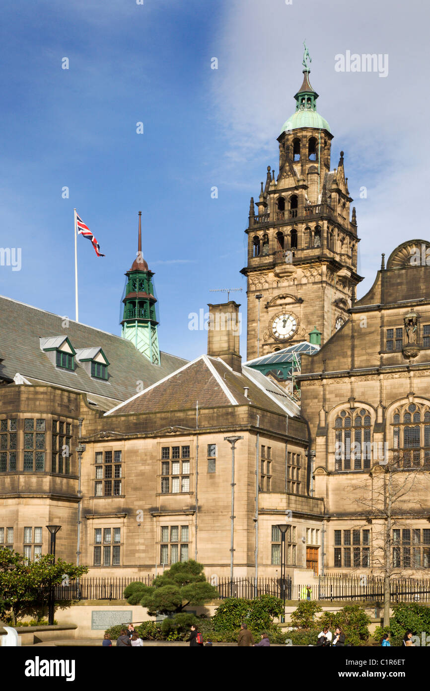 Sheffield town hall clock tower hi-res stock photography and images - Alamy