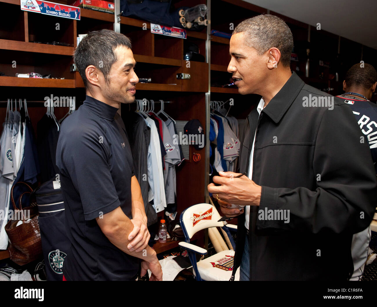 Seattle Mariners #51 Ichiro Suzuki Green Salute to Service Women's