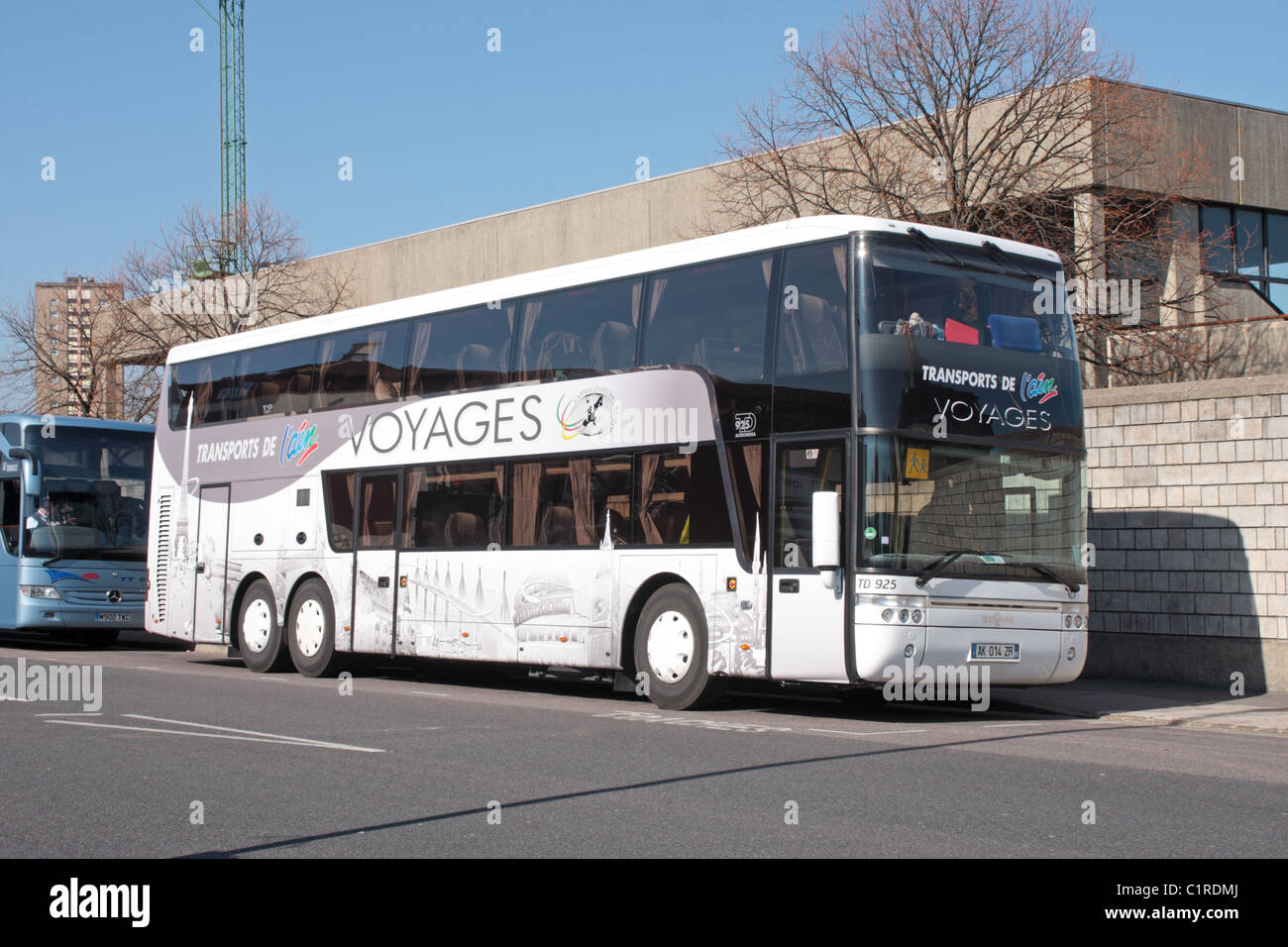 Axle Bus Coach High Resolution Stock Photography and Images - Alamy
