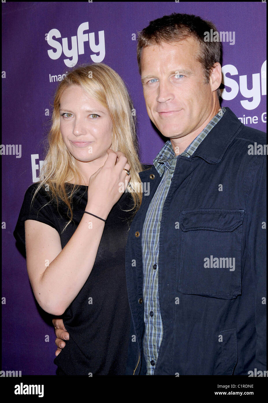 Anna Torv And Mark Valley Anna Torv, Mark Valley End Marriage