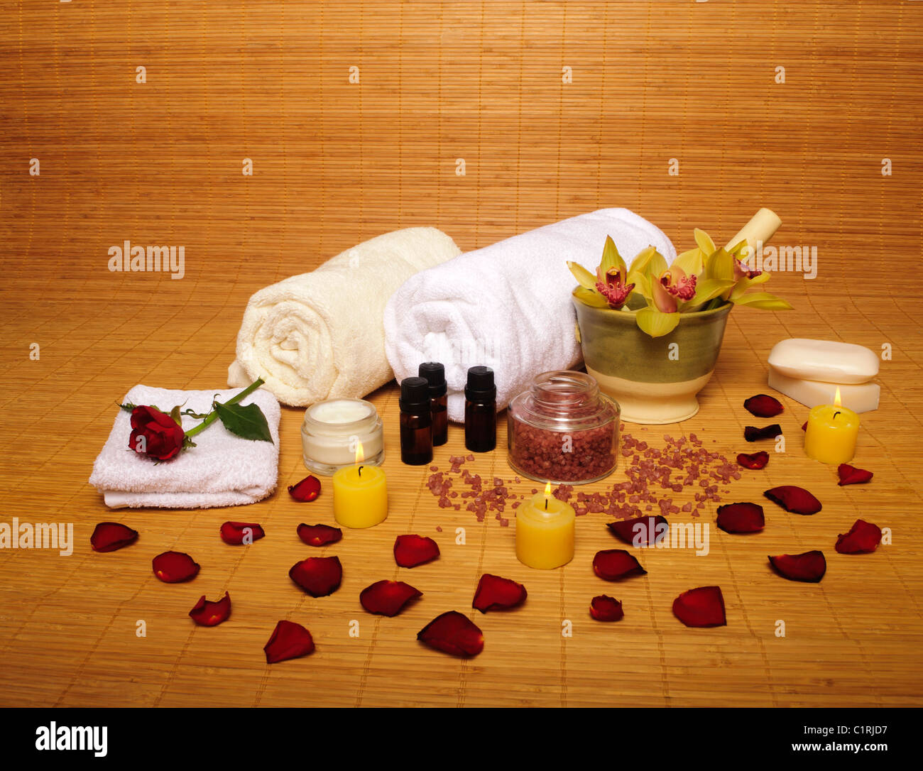 Spa setting, various spa items Stock Photo Alamy