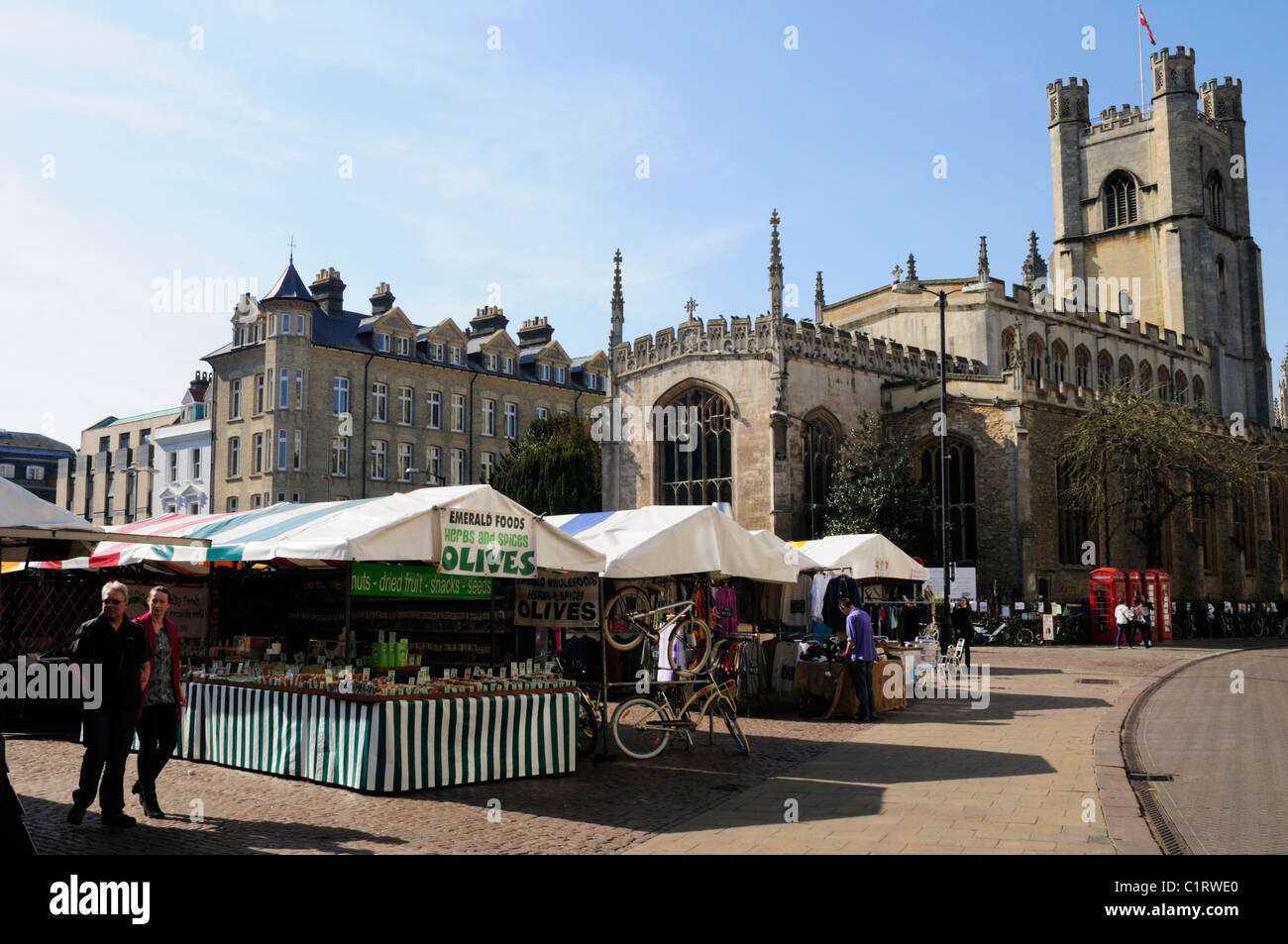 Market Square and Great St Marys Church, Cambridge, England, Uk Stock Photo
