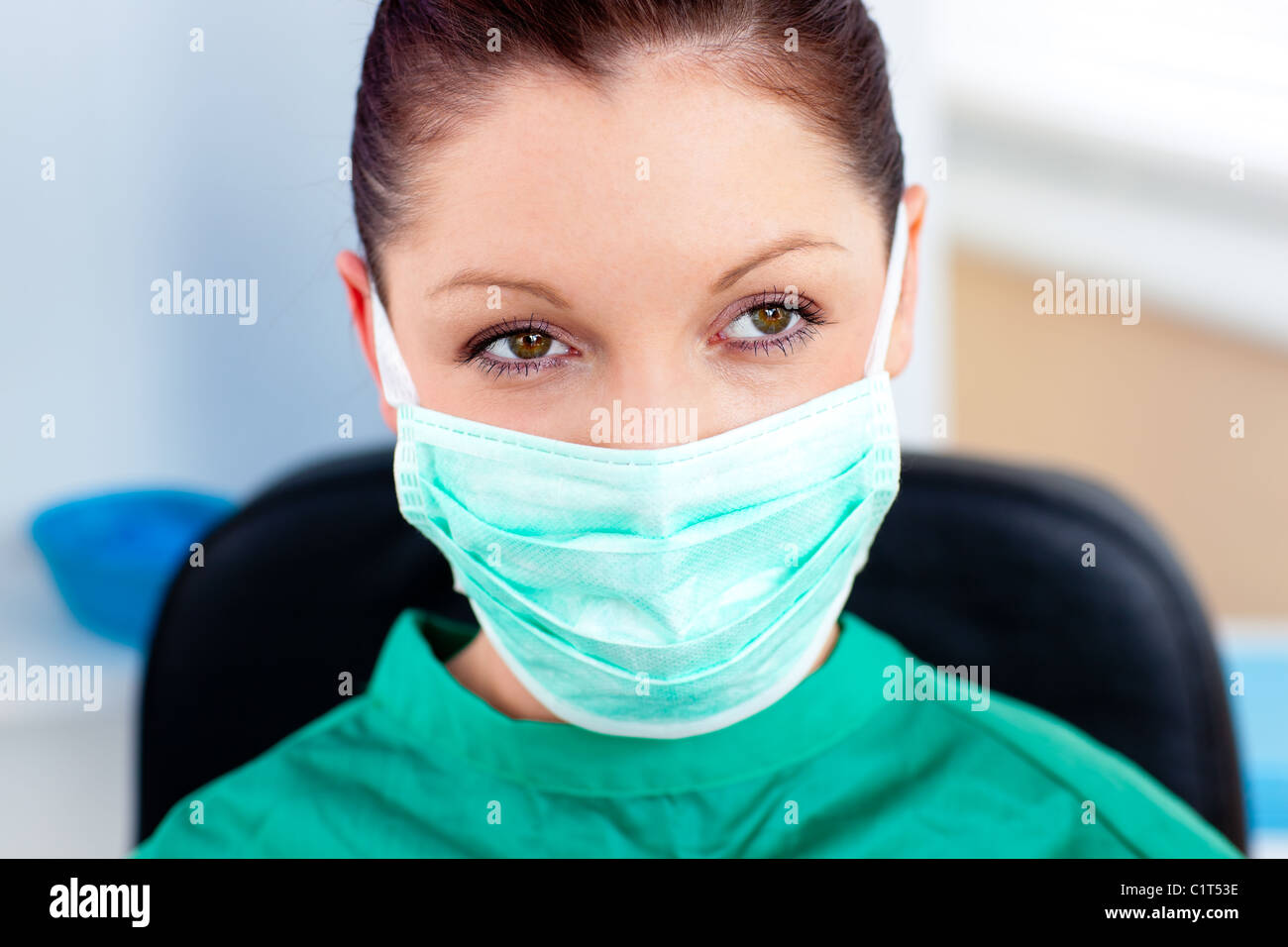Portrait of a serious surgeon with mask Stock Photo - Alamy