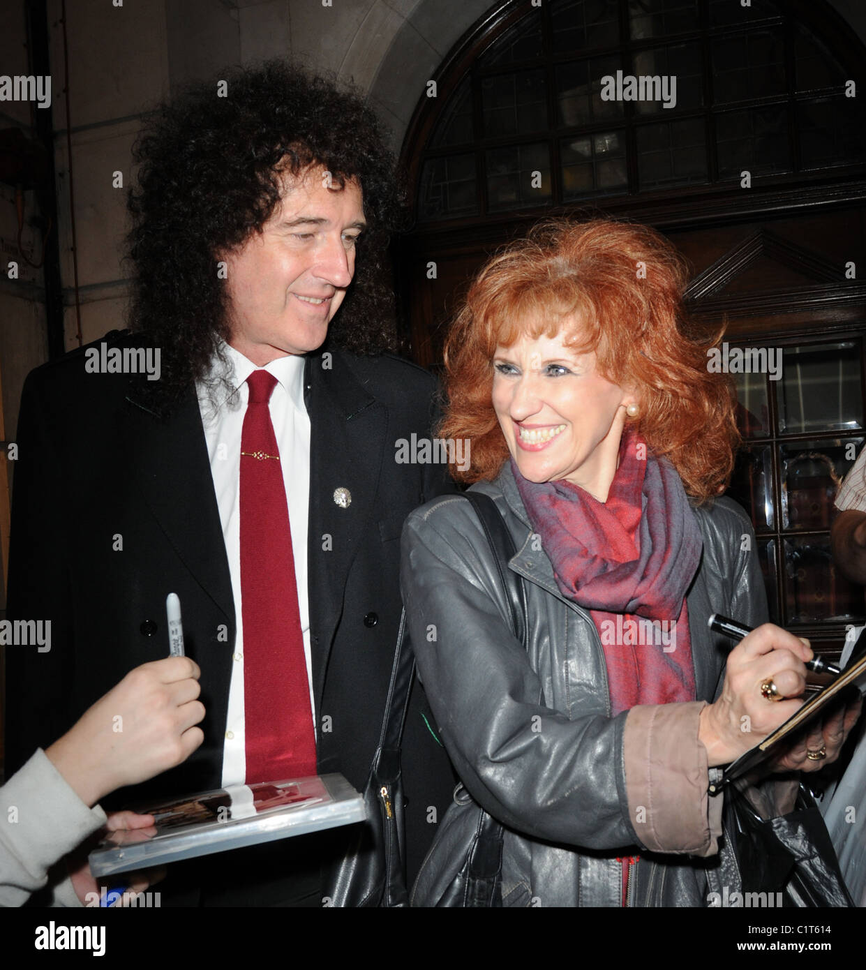 Anita Dobson And Brian May At The New Casting For Calendar Girls At London S Noel Coward Theatre London England 28 07 09 Stock Photo Alamy