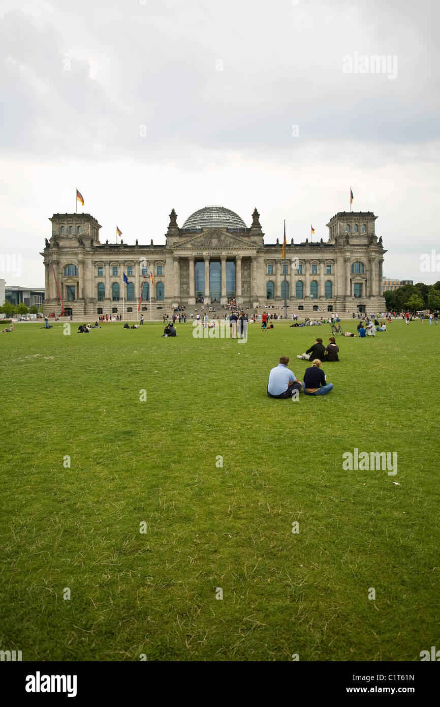 Germany, Berlin, The Reichstag (Bundestag), German parliamentary