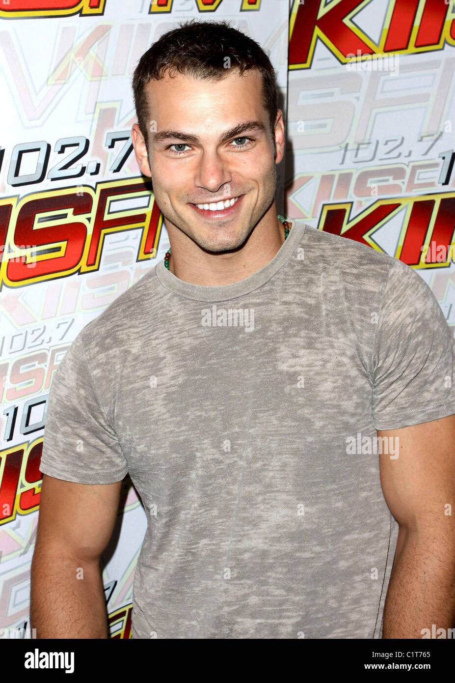 Shawn roberts hi res stock photography and images Alamy