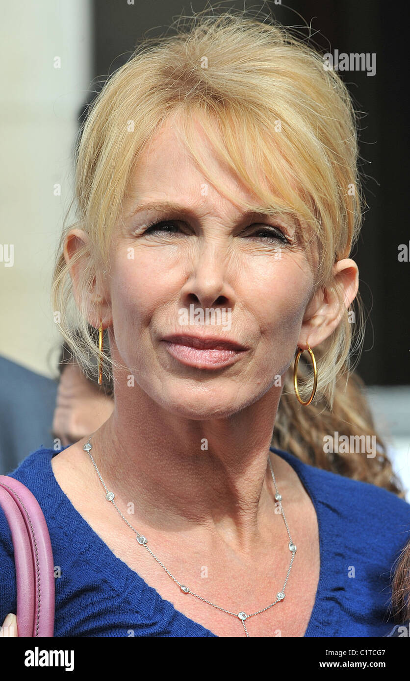Actress Trudie Styler holds a press conference on the steps of the High ...