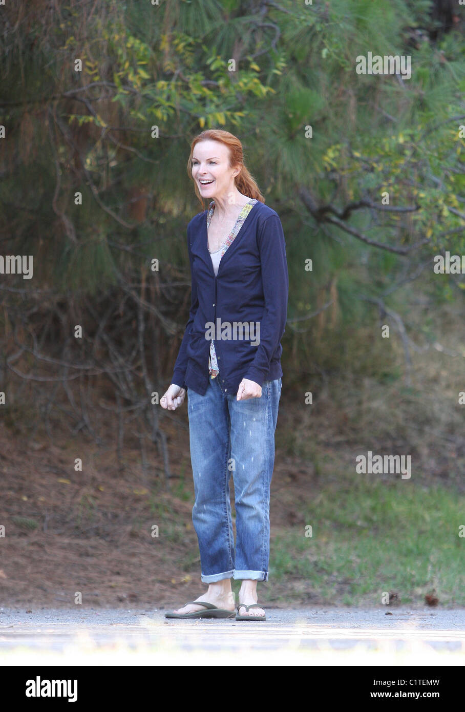 Marcia Cross takes her twin daughters Eden and Savannah to the park Los