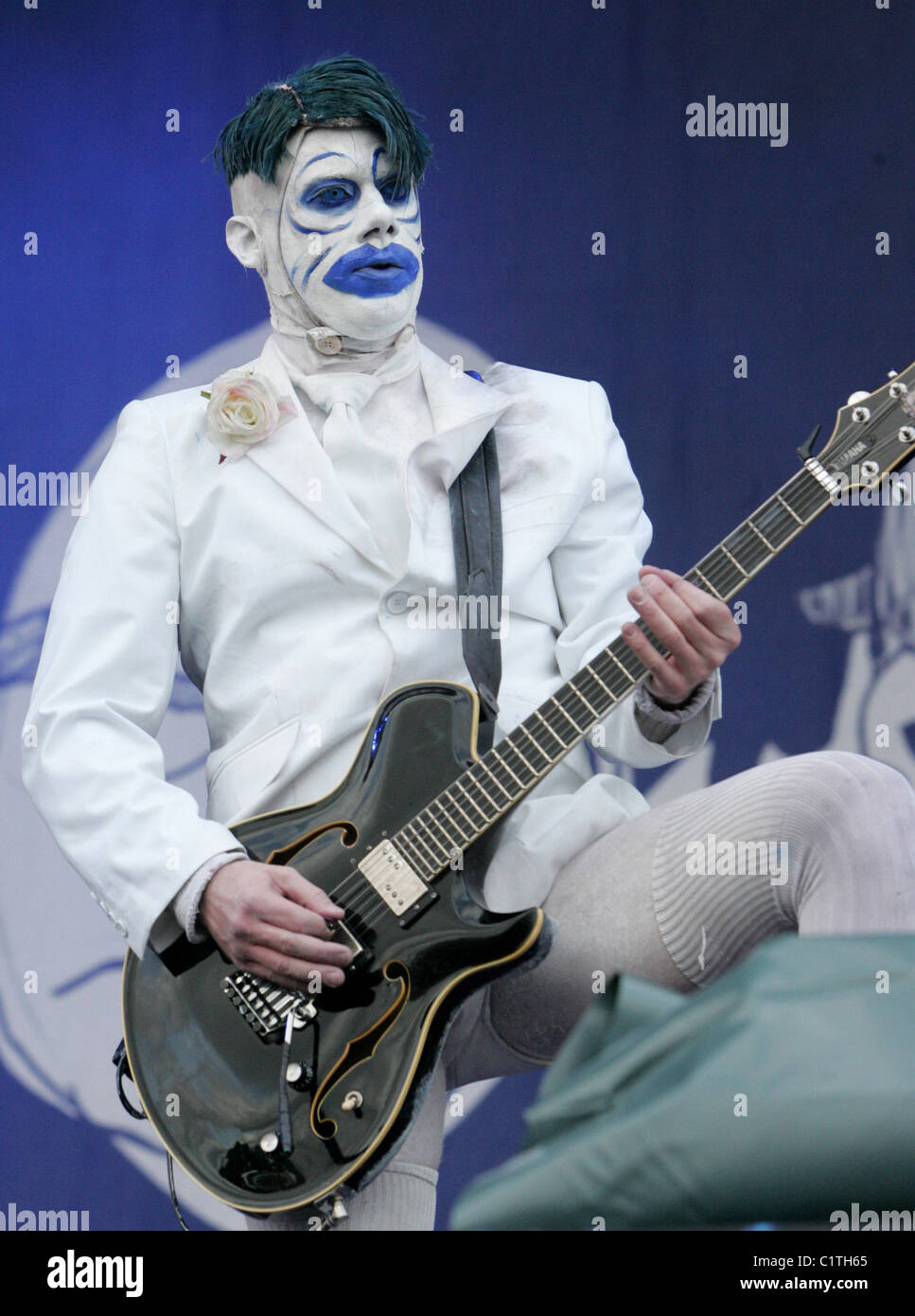 Wes Borland Limp Bizkit performing live at Sonisphere Festival 2009