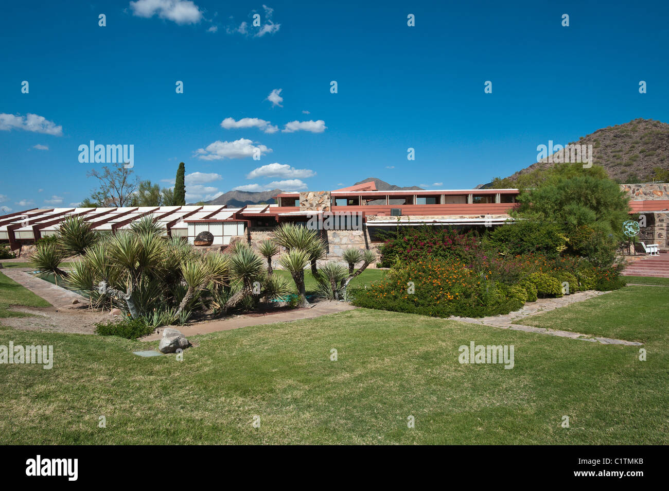 Frank lloyd wright house hi-res stock photography and images - Alamy