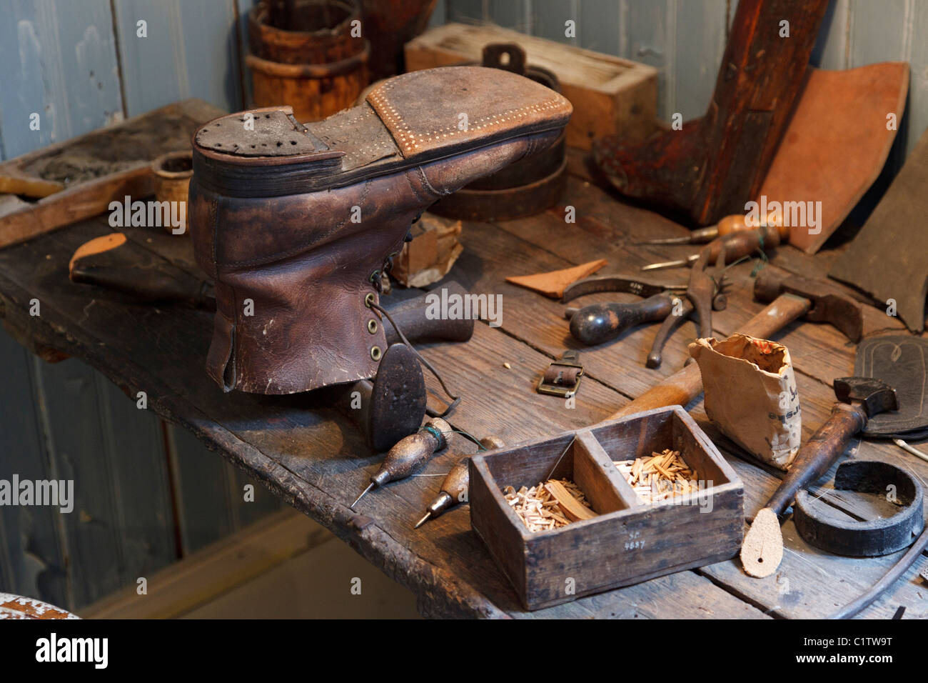 at the shoemakers Stock Photo - Alamy