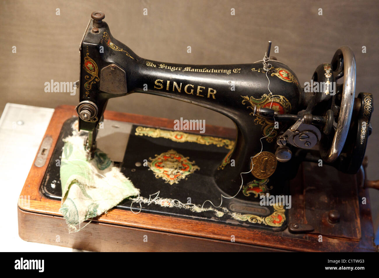 old Singer sewing machine Stock Photo Alamy