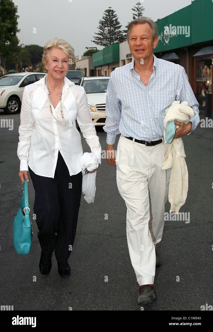 Michael York and wife Patricia McCallum heading to Nobu Restaurant in Malibu. Los Angeles, California - 13.08.09 Stock Photo