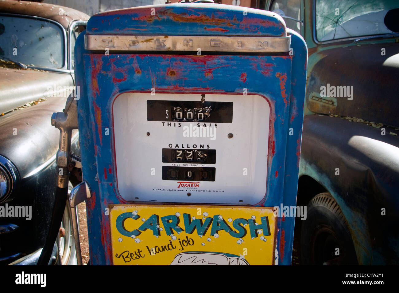 Cars at an abandoned fuel pump, Gallup, McKinley County, New Mexico, USA Stock Photo Alamy