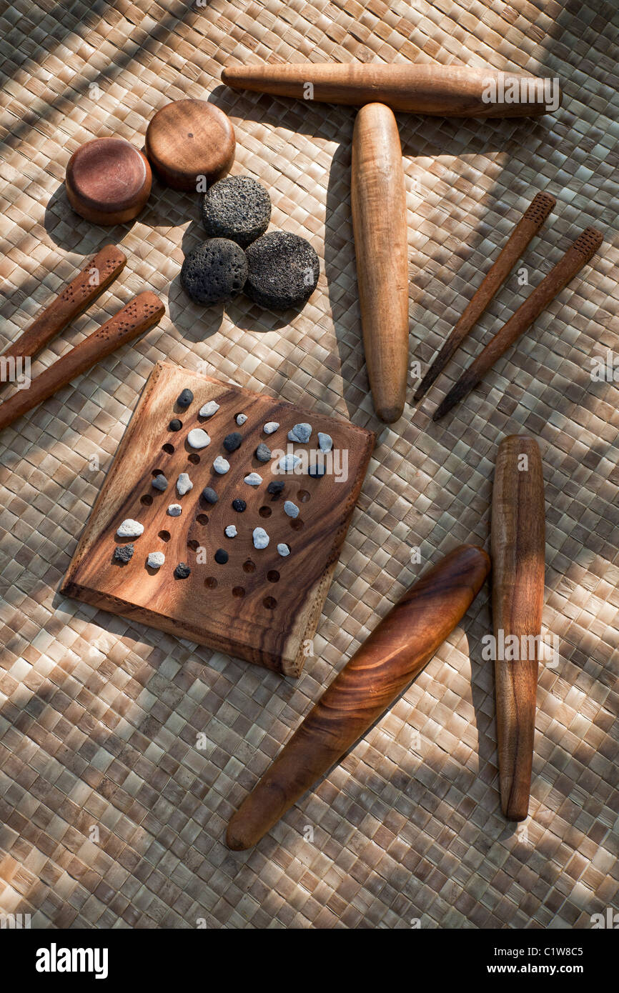 Objects used in Hawaiian leisure games during Makahiki Stock Photo Alamy
