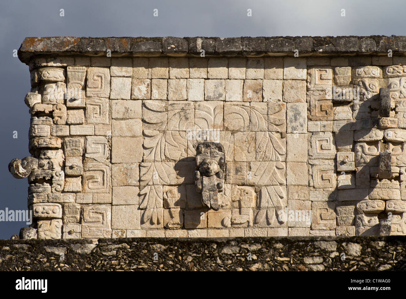 Detail of The Templo de los Guerreros (Temple of the Warriors) with image of Quetzalcoatl in Chichen Itza, Mexco. Stock Photo
