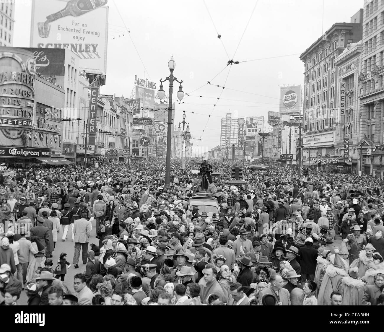 USA, Louisiana, New Orleans, Mardi Gras crowd on Canal Street Stock Photo