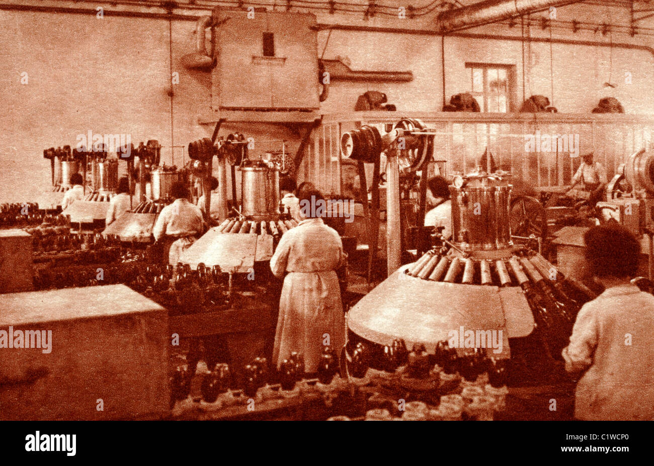 Water Bottling Plant for Sparkling Mineral Water, Perrier Bottling Plant c1920, Vergèze, Gard, France Stock Photo